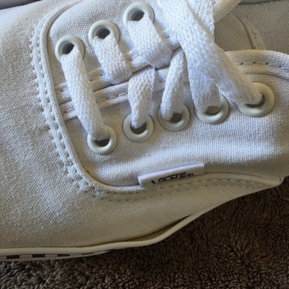 Vans Authentic Check Foxing True White Women’s 9 (Fits 8) Canvas Skate Shoes - Picture 4 of 13